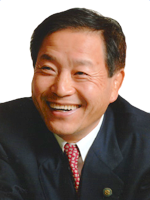 中村 隆象